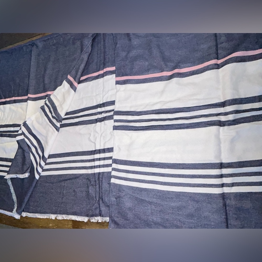 💖5 for $50💖Bench Blue, white and pink Striped Poncho - Picture 8 of 11